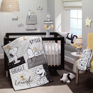 Snoopy black and white baby bedding set